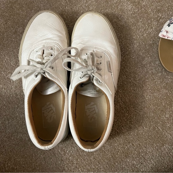 Leather white vans CLASSIC TUMBLE ERA SHOE - Picture 9 of 10